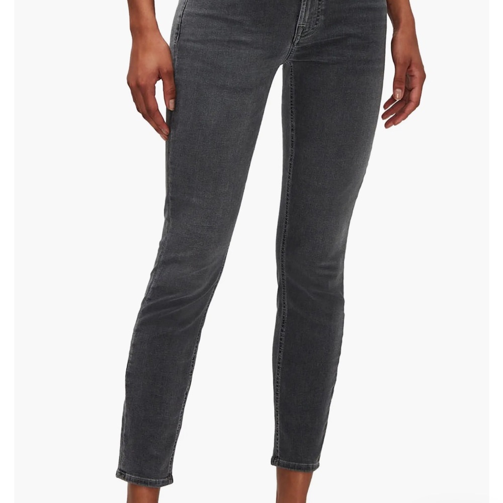 7 For All Mankind Gray Ankle Cropped Jeans